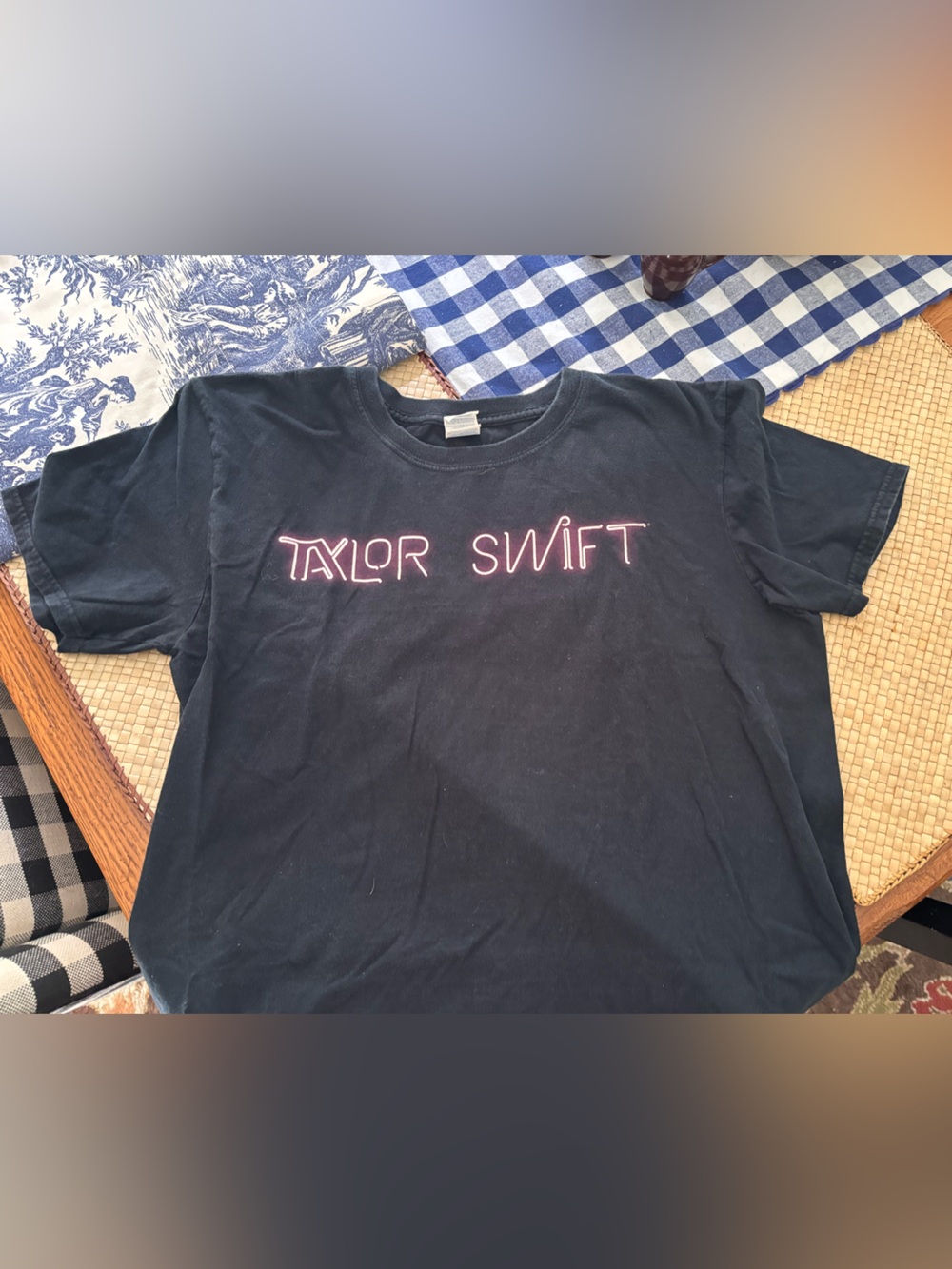 Taylor Swift T shirt  1989 World Tour